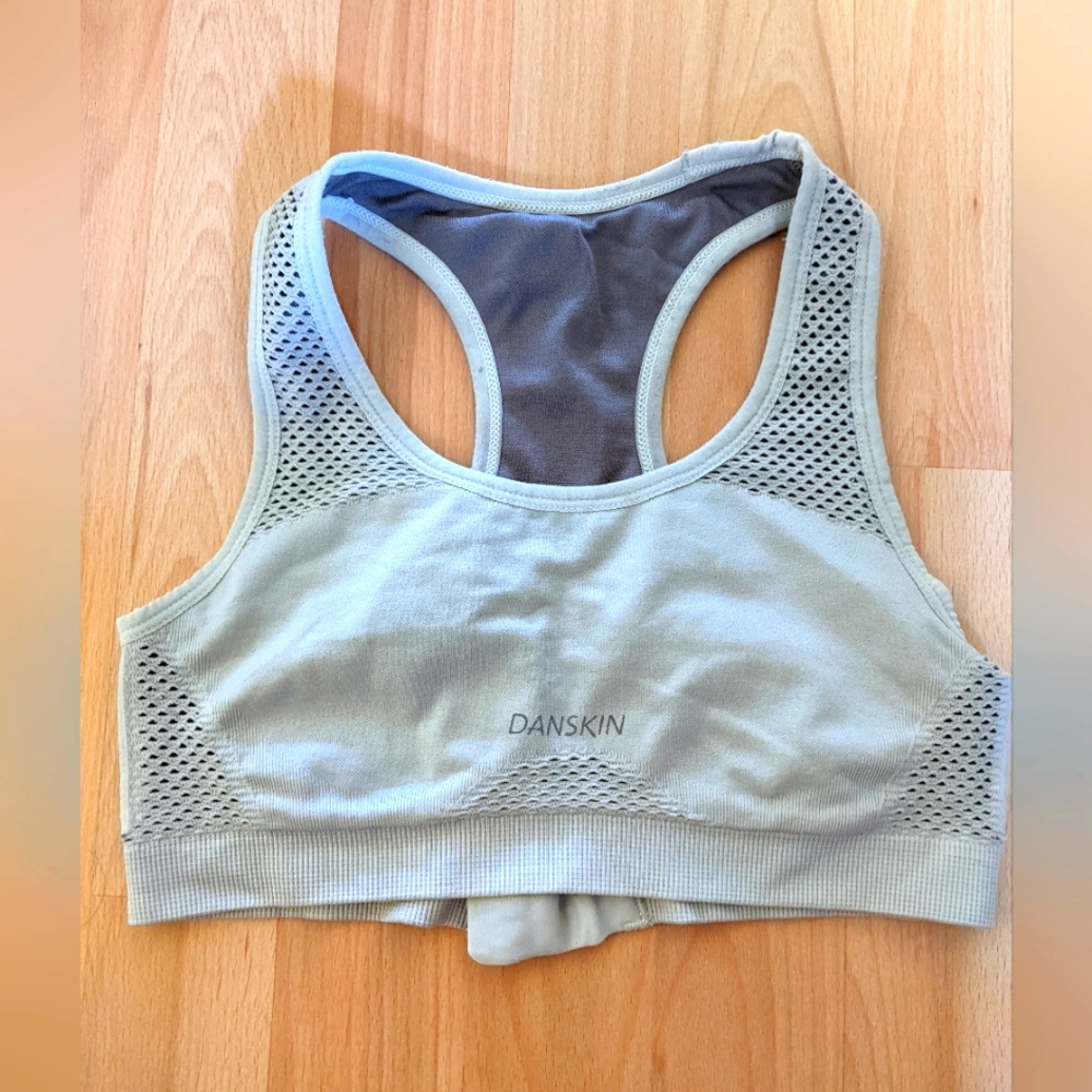 Sports bra